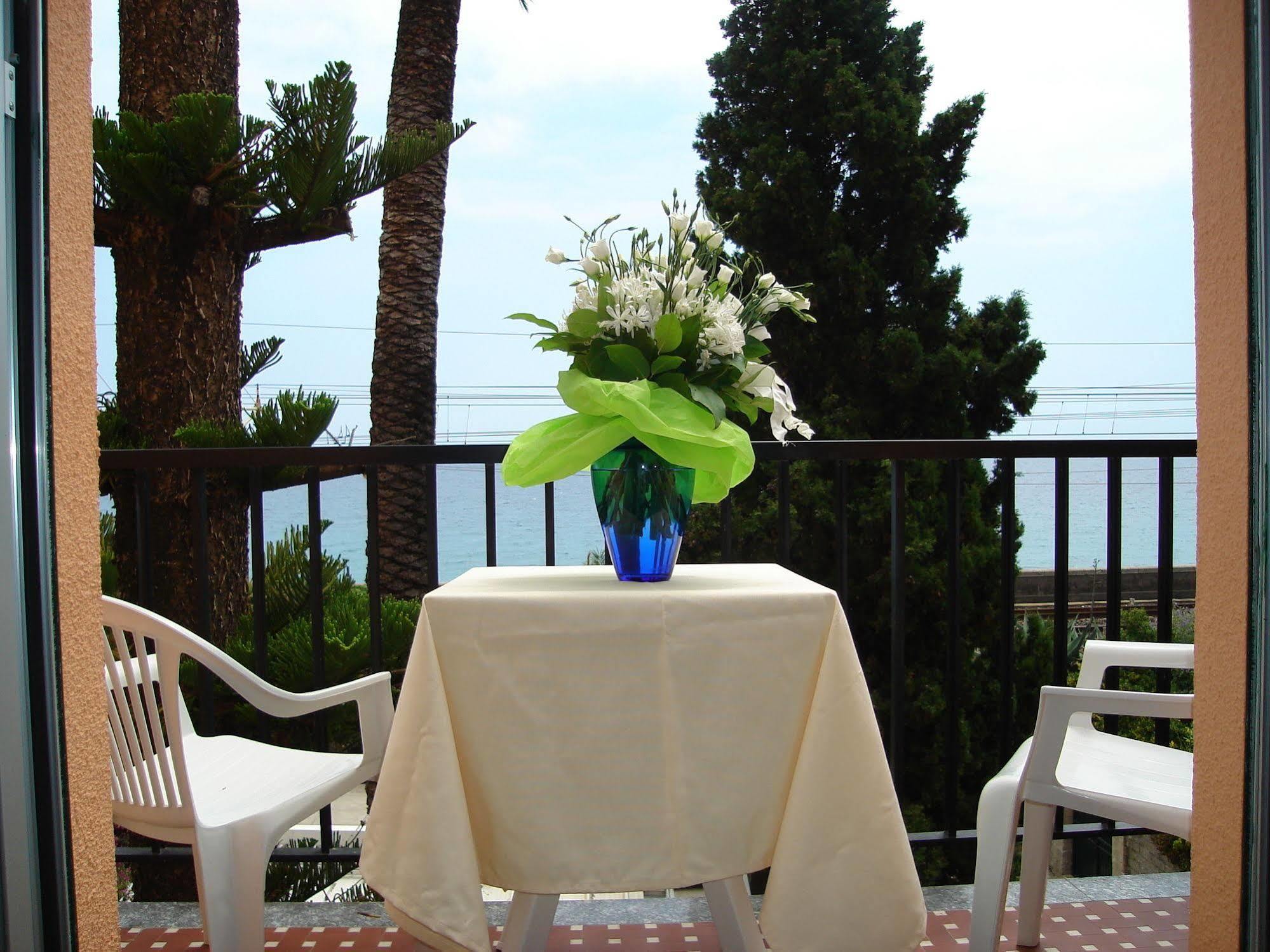 Hotel Lora Rda Luxury Bordighera Eksteriør billede